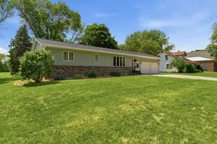 122 Martin St E, Lewisville, MN 56060 - Photo 2