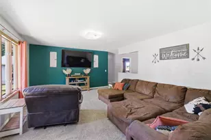 122 Martin St E, Lewisville, MN 56060 - Photo 10