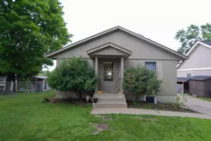 251 20th Ave N, Hopkins, MN 55343 - Photo 1
