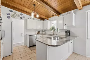 2255 Orkla Dr, Golden Valley, MN 55427 - Photo 10