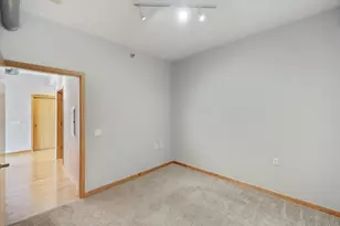 1211 Lagoon Ave, Minneapolis, MN 55408 - Photo 8