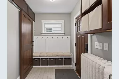 1843 Wellesley Avenue, Saint Paul, MN 55105 - Photo 2