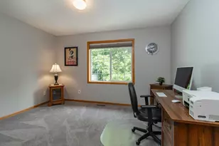 372 Gironde Ct, Woodbury, MN 55125 - Photo 22