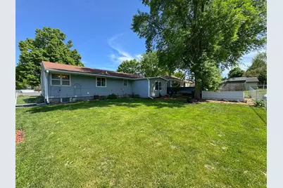 1231 N Baird Avenue, Fergus Falls, MN 56537 - Photo 40