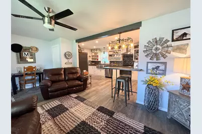 1231 N Baird Avenue, Fergus Falls, MN 56537 - Photo 6