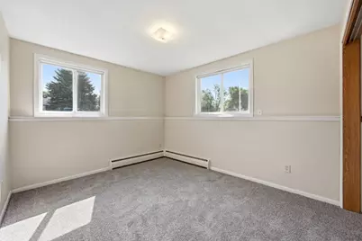 1014 24th Avenue S, Moorhead, MN 56560 - Photo 14