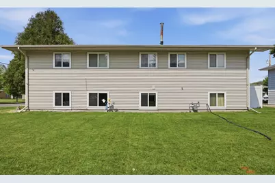 1014 24th Avenue S, Moorhead, MN 56560 - Photo 2
