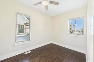 2427 17th Ave S, Minneapolis, MN 55404 - Photo 20