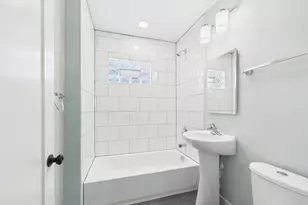 2427 17th Ave S, Minneapolis, MN 55404 - Photo 18