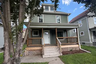 2427 17th Ave S, Minneapolis, MN 55404 - Photo 2