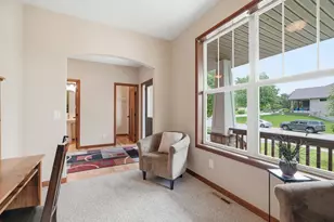 7117 Oakridge Trail, Shakopee, MN 55379 - Photo 12