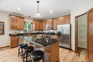 7117 Oakridge Trail, Shakopee, MN 55379 - Photo 20