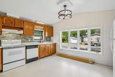 13100 318th Street #131, Lindstrom, MN 55045 - Photo 10