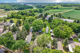 13100 318th St, Lindstrom, MN 55045 - Photo 28