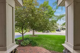 3794 Smithfield Curve, Woodbury, MN 55129 - Photo 34
