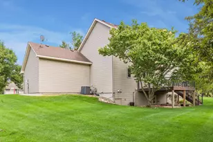 3794 Smithfield Curve, Woodbury, MN 55129 - Photo 30