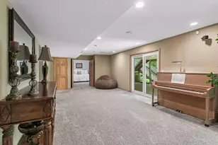 9176 Tewsbury Gate N, Maple Grove, MN 55311 - Photo 36