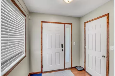 5543 27th Street S, Fargo, ND 58104 - Photo 6