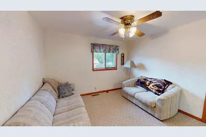121 N 2nd Street, Kiester, MN 56051 - Photo 2