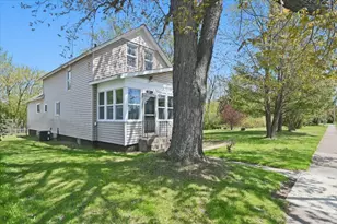 5319 E 3rd St, Superior, WI 54880 - Photo 2