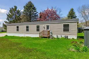 175 Highview Cir, Watertown, MN 55388 - Photo 1