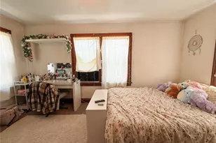 989 Conway St, Saint Paul, MN 55106 - Photo 8