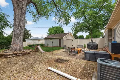 6206 47th Avenue N, Crystal, MN 55422 - Photo 28