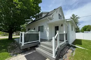 114 Central Ave S, Bertha, MN 56437 - Photo 1