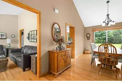 321 Carriage Hill Drive W, Hinckley, MN 55037 - Photo 8