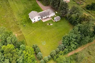 321 Carriage Hill Dr W, Hinckley, MN 55037 - Photo 32