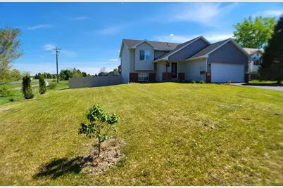 5598 Aberdeen Way, Big Lake, MN 55309 - Photo 2