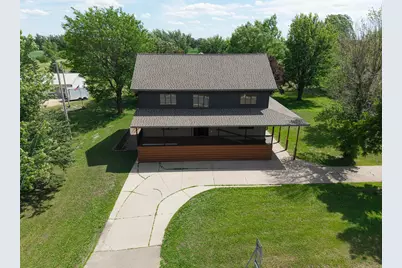 831 2nd Street SW, Glenville, MN 56036 - Photo 2