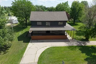 831 2nd St SW, Glenville, MN 56036 - Photo 2
