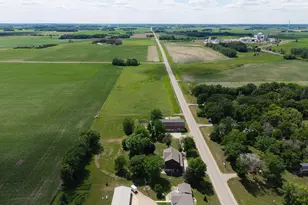 831 2nd St SW, Glenville, MN 56036 - Photo 14
