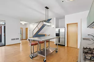 2818 Aldrich Ave S, Minneapolis, MN 55408 - Photo 30