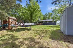 2934 10th St N, Fargo, ND 58102 - Photo 6