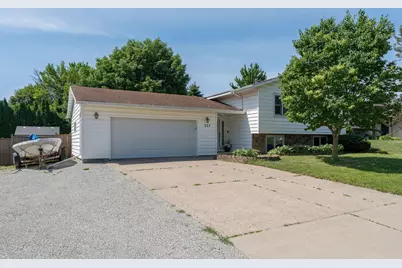 225 20th Street NW, Owatonna, MN 55060 - Photo 4