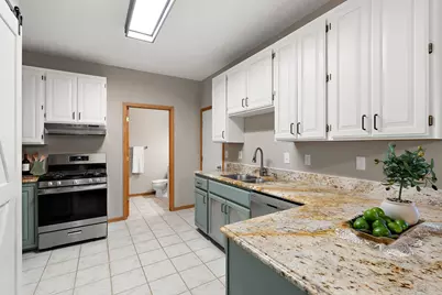 2008 Parkway Avenue, Shakopee, MN 55379 - Photo 10