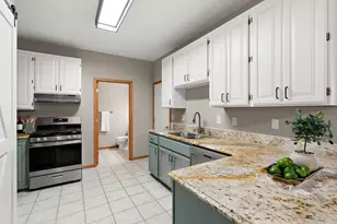 2008 Parkway Ave, Shakopee, MN 55379 - Photo 10