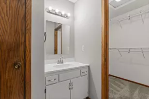 1264 Deercliff Ln, Eagan, MN 55123 - Photo 18