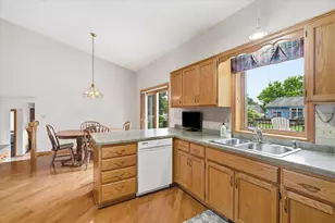 12140 Jonquil St NW, Coon Rapids, MN 55433 - Photo 12