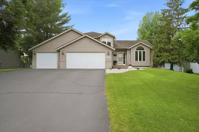 12140 Jonquil Street NW, Coon Rapids, MN 55433 - Photo 2