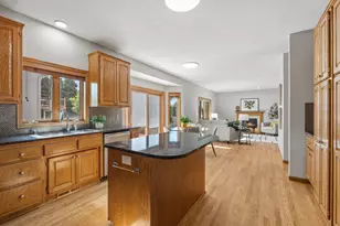 4290 Cottonwood Ln N, Plymouth, MN 55441 - Photo 26