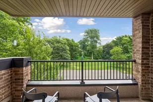 2220 Midland Grove Rd, Roseville, MN 55113 - Photo 30