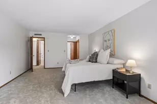 2220 Midland Grove Rd, Roseville, MN 55113 - Photo 12