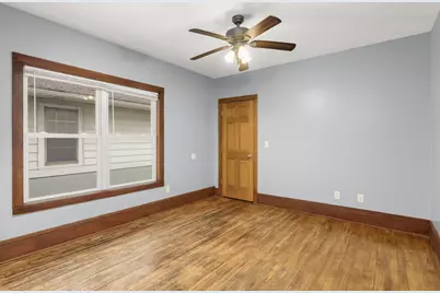 609 Snelling Avenue N, Saint Paul, MN 55104 - Photo 16