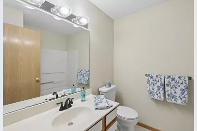 9062 Terra Verde Trail, Eden Prairie, MN 55347 - Photo 10