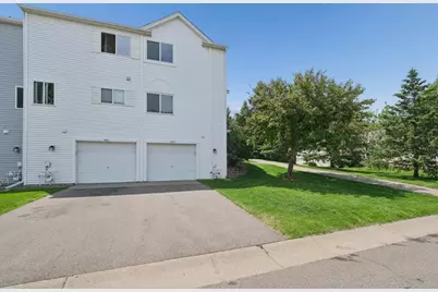 9062 Terra Verde Trail, Eden Prairie, MN 55347 - Photo 14