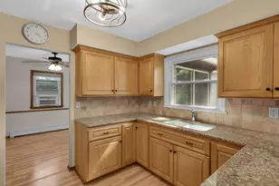 8473 Meadow Lake Road N, New Hope, MN 55428 - Photo 14