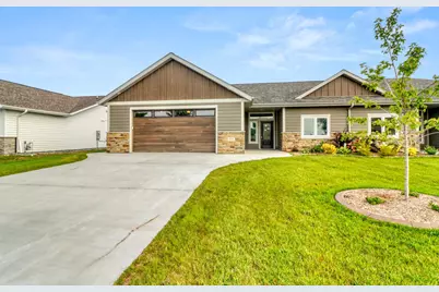 830 Lake Forest Circle, Detroit Lakes, MN 56501 - Photo 2